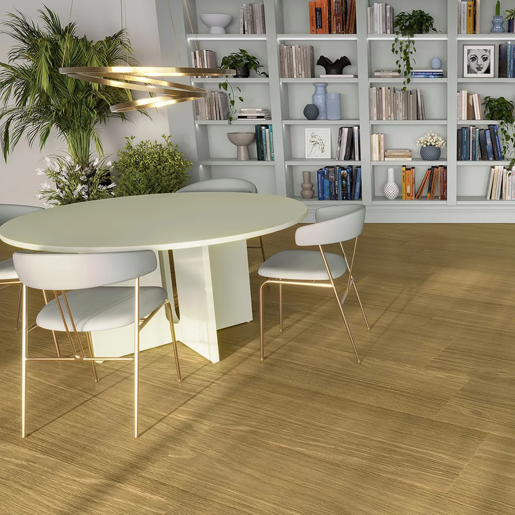 Ambiente claro com piso laminado Eucafloor amadeirado