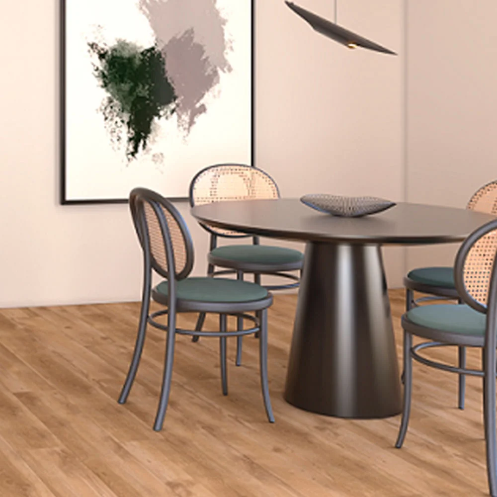 Sala de jantar com piso laminado Eucafloor